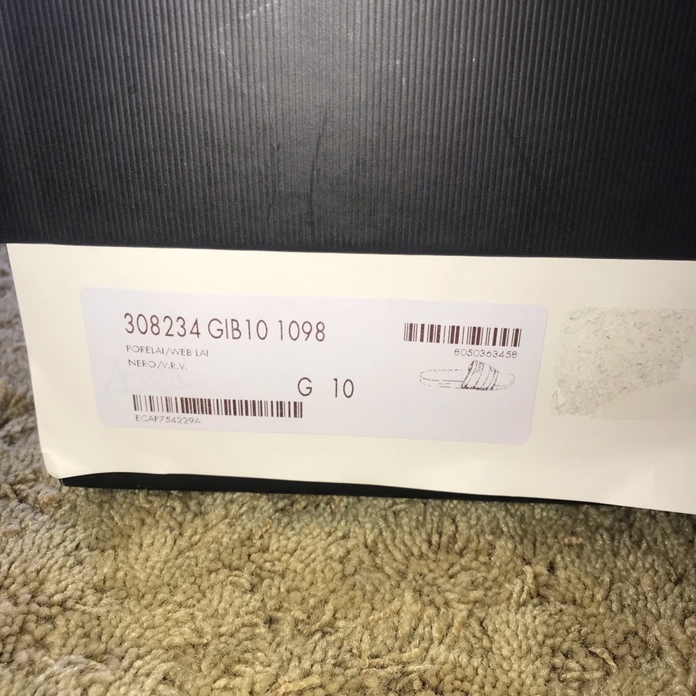 Gucci Slides - Picture 4 of 5